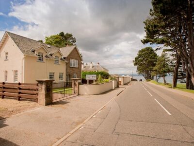 Sea View Lodge